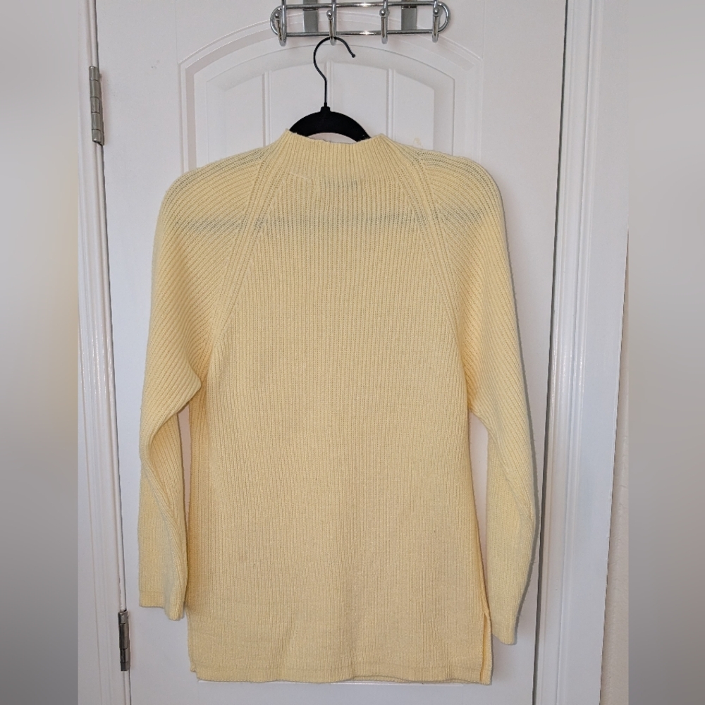 VTG Butter Yellow Mockneck Sweater M - Picture 4 of 4